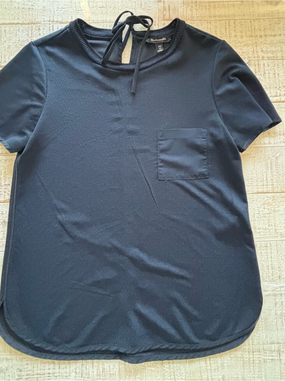 Banana Republic (NOT FACTORY) Navy Tie-Back Short Sleeve